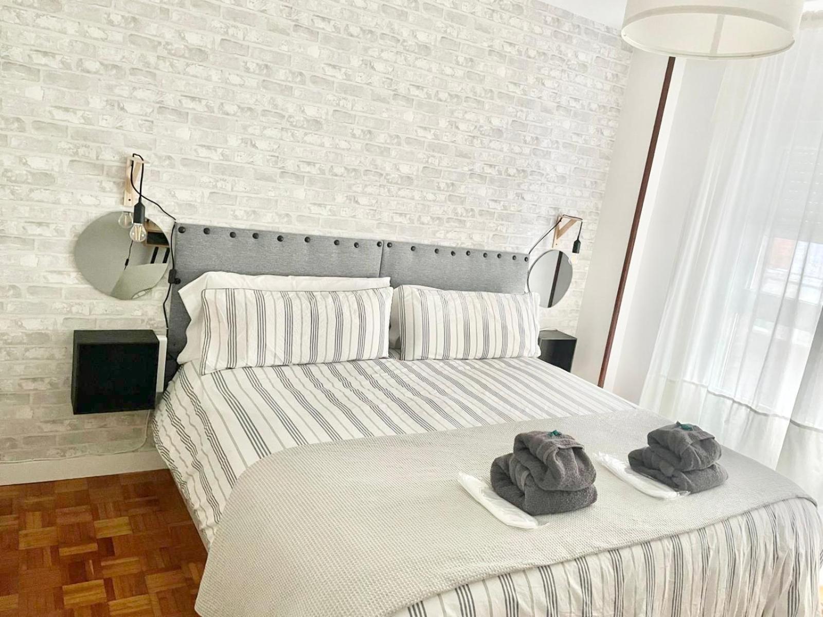 Tranquilidad Al Lado Del Centro Parking Incluido Apartment โอเบียโด ภายนอก รูปภาพ